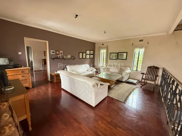 3 Bedroom House for Sale in Emerald Hill, Harare