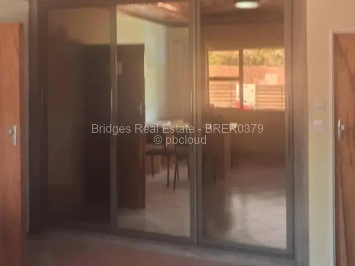 Commercial Property to Rent in Borrowdale