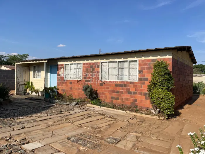 3 Bedroom House for Sale in Thorngrove, Bulawayo
