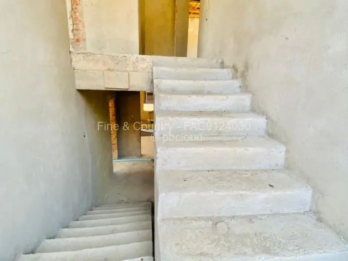 Townhouse/Cluster for Sale in Newlands, Harare