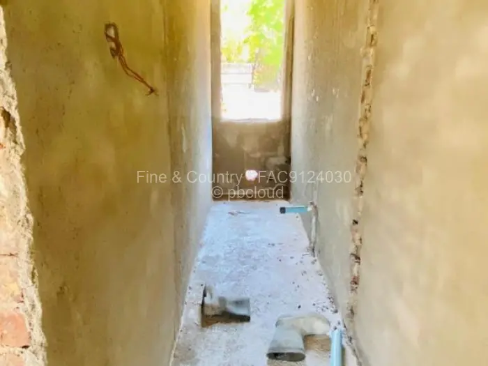 Townhouse/Cluster for Sale in Newlands, Harare