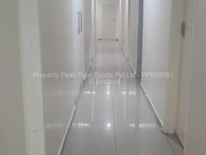 5 Bedroom House for Sale in Hatfield, Harare