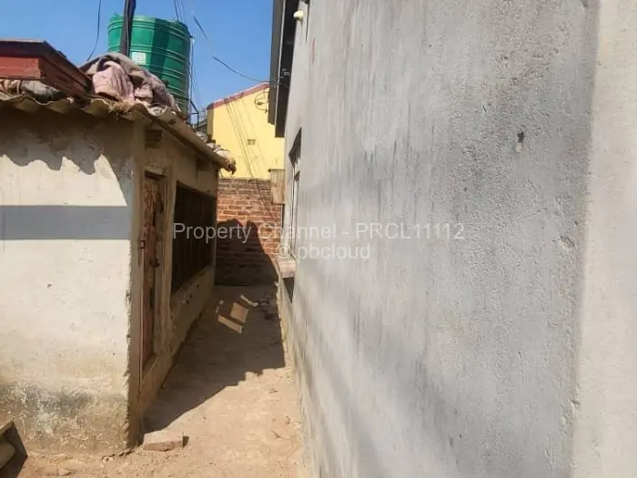 3 Bedroom House for Sale in Damofalls, Damofalls