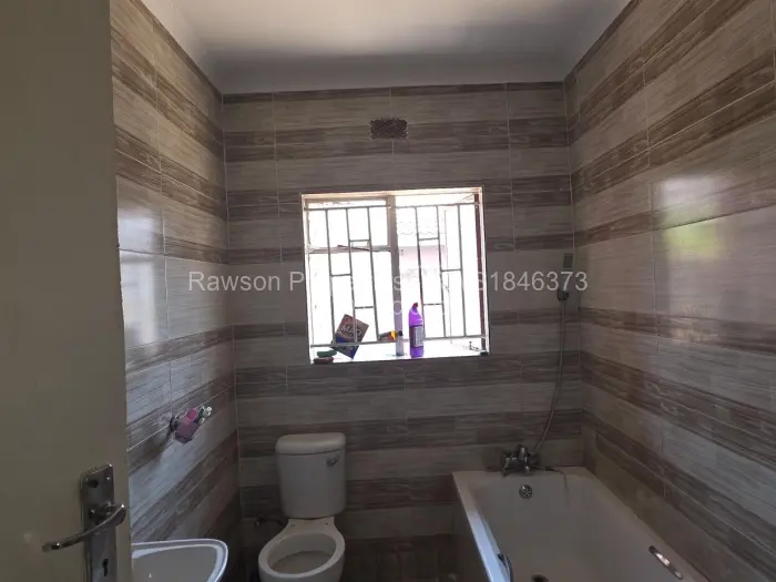 4 Bedroom House for Sale in Madokero Estates, Harare