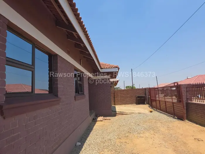 4 Bedroom House for Sale in Madokero Estates, Harare