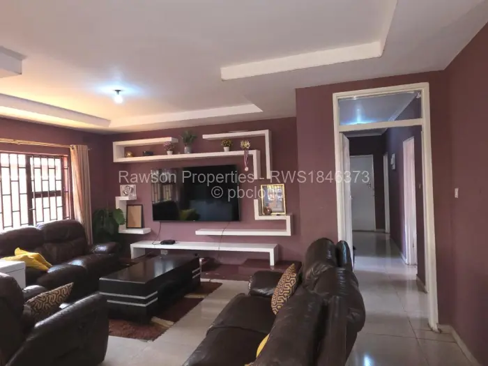 4 Bedroom House for Sale in Madokero Estates, Harare