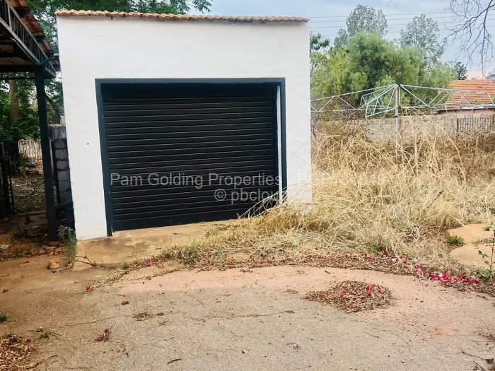 3 Bedroom House for Sale in Morningside Byo, Bulawayo