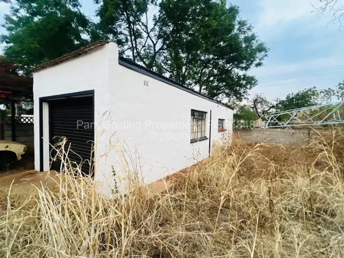 3 Bedroom House for Sale in Morningside Byo, Bulawayo