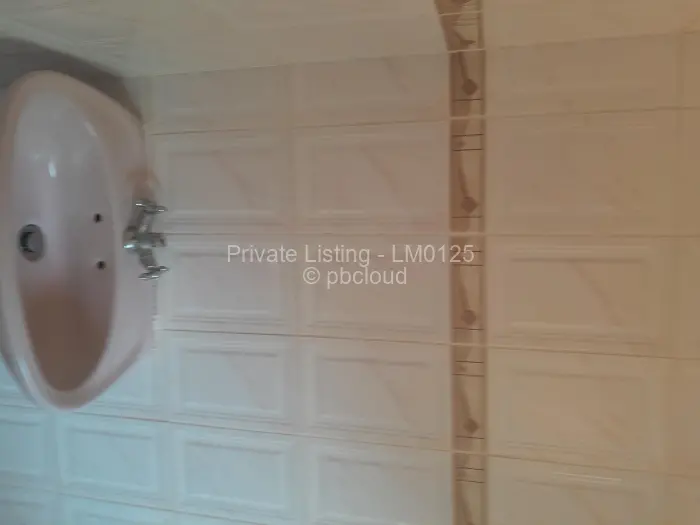 Room to Rent in Glen Lorne, Harare