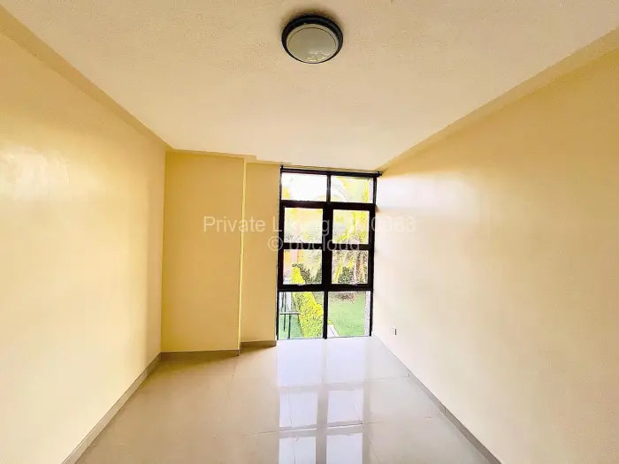 Townhouse/Complex/Cluster to Rent in Strathaven, Harare