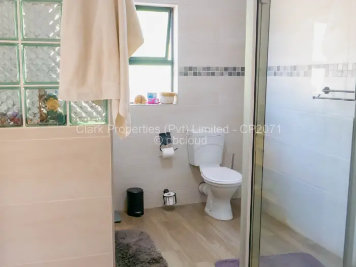 Townhouse/Cluster for Sale in Greystone Park, Harare