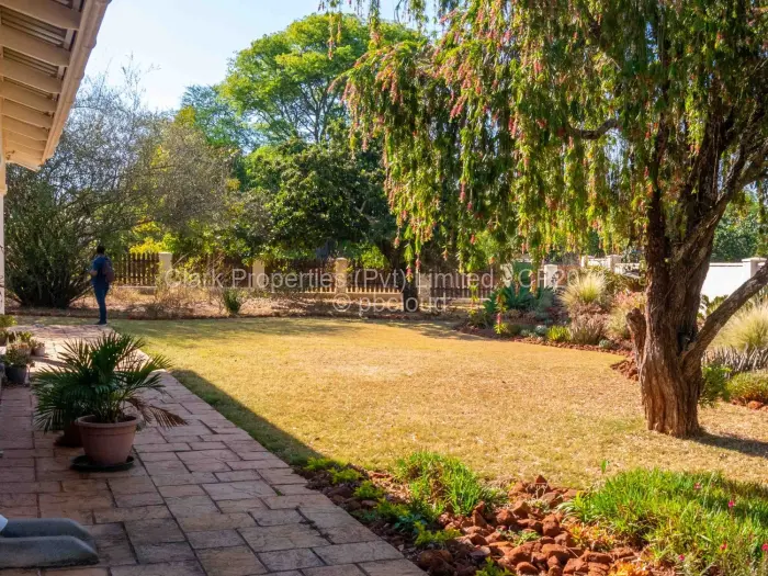 Townhouse/Cluster for Sale in Greystone Park, Harare