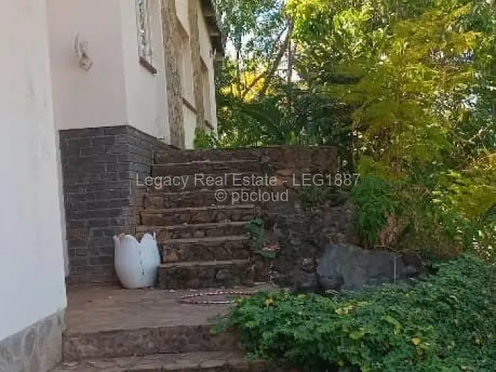 5 Bedroom House to Rent in Greystone Park