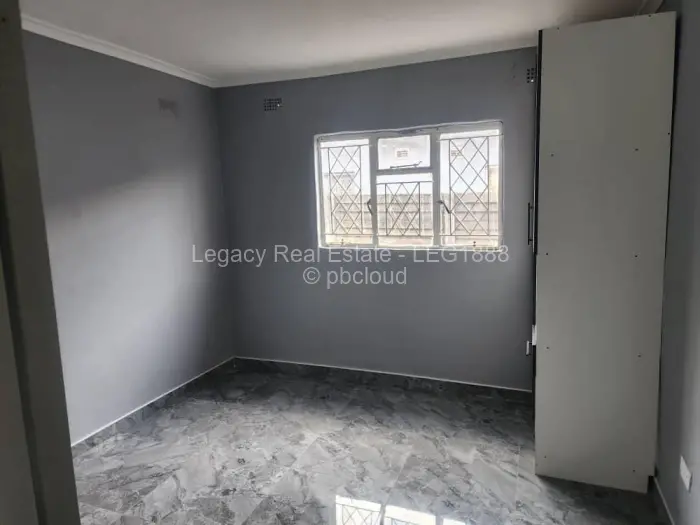 3 Bedroom House to Rent in Mufakose