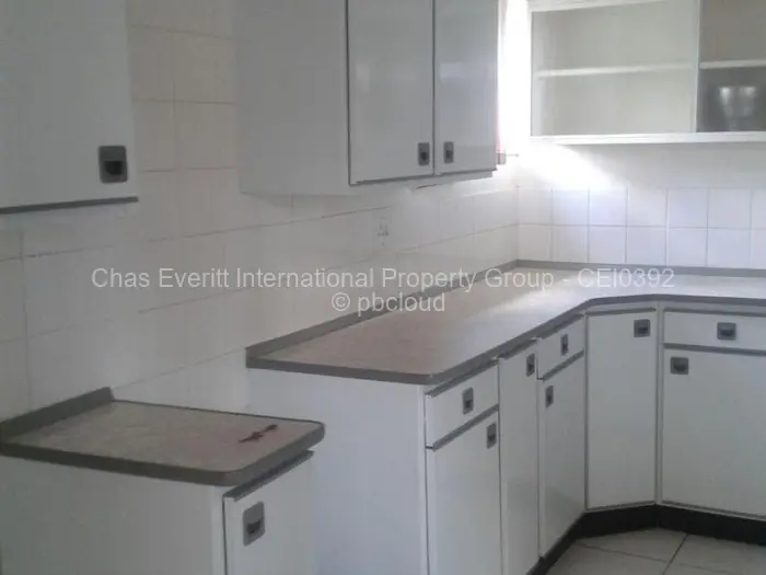 3 Bedroom House for Sale in Bradfield, Bulawayo