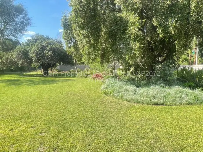 4 Bedroom House to Rent in Vainona