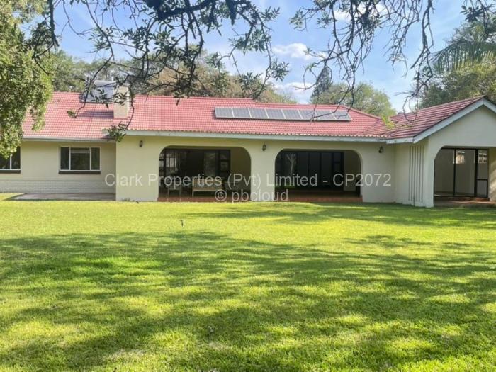 4 Bedroom House to Rent in Vainona, Harare