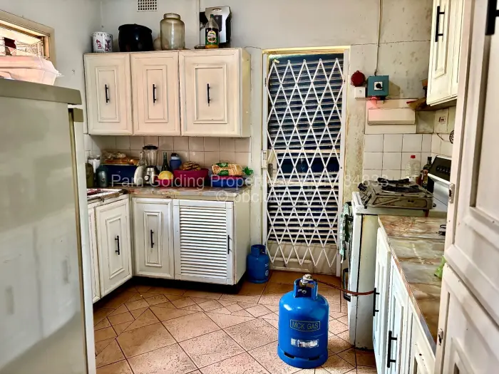 5 Bedroom House for Sale in Emerald Hill, Harare