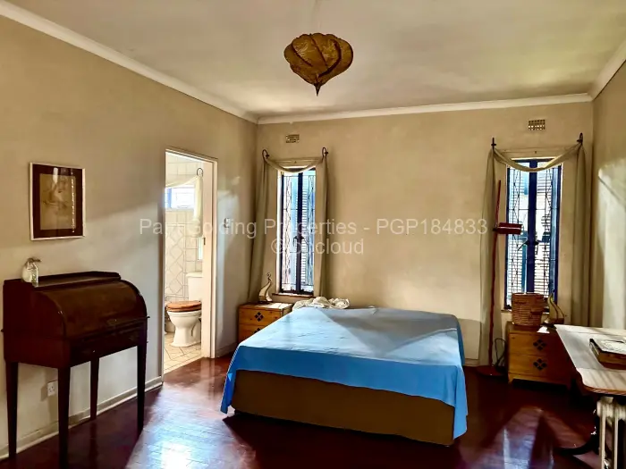 5 Bedroom House for Sale in Emerald Hill, Harare
