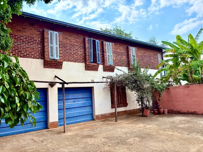 5 Bedroom House for Sale in Emerald Hill, Harare