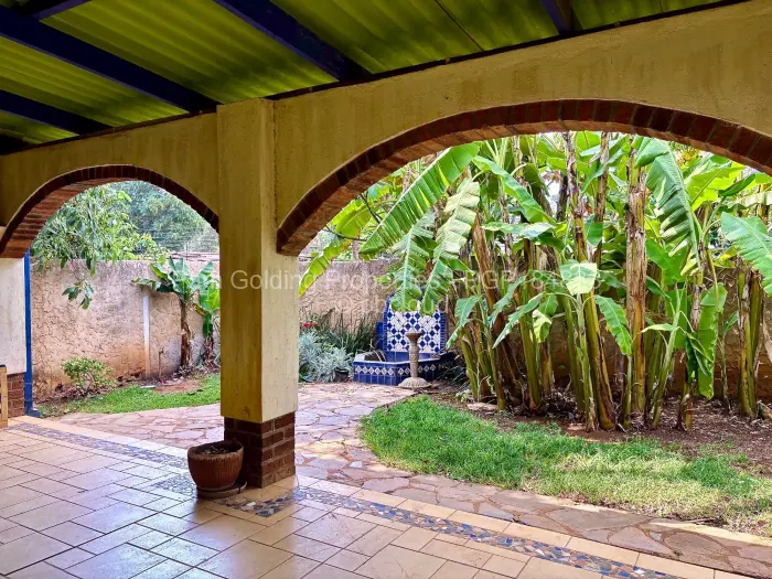 5 Bedroom House for Sale in Emerald Hill, Harare