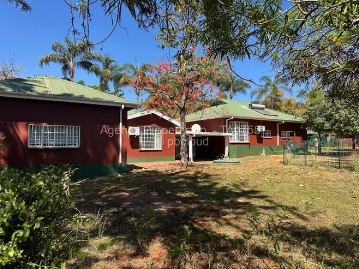 4 Bedroom House to Rent in Borrowdale