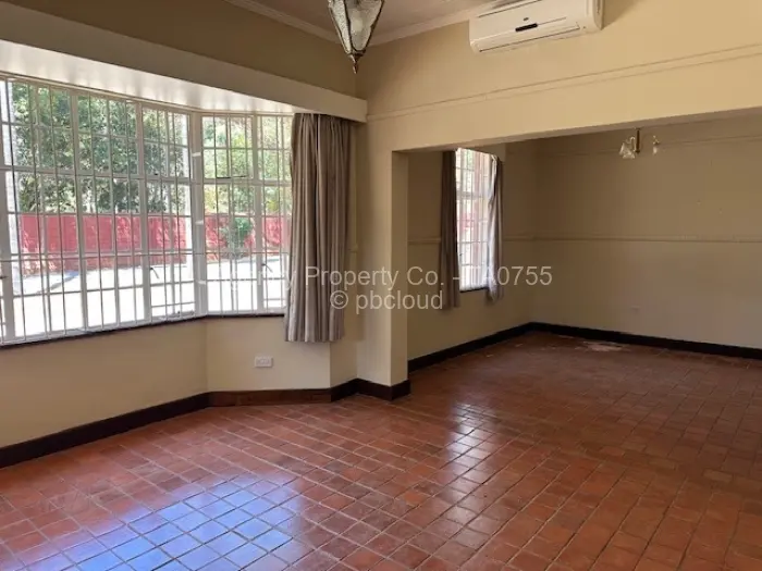 4 Bedroom House to Rent in Borrowdale