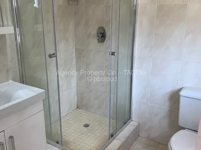 5 Bedroom House to Rent in Highlands