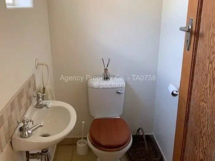 3 Bedroom House to Rent in Milton Park