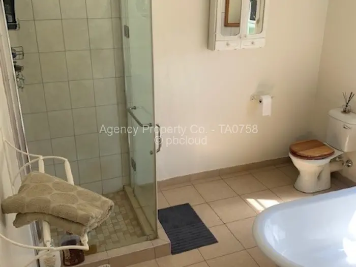 3 Bedroom House to Rent in Milton Park