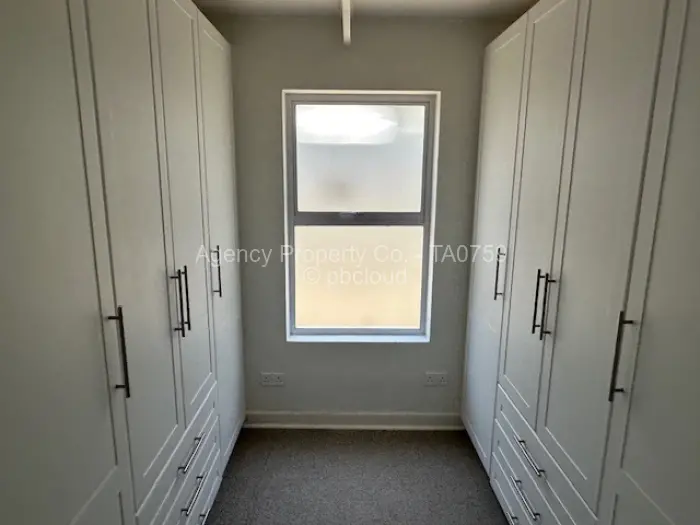 Townhouse/Cluster to Rent in Highlands, Harare