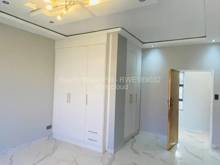 5 Bedroom House for Sale in Mount Pleasant Heights, Harare