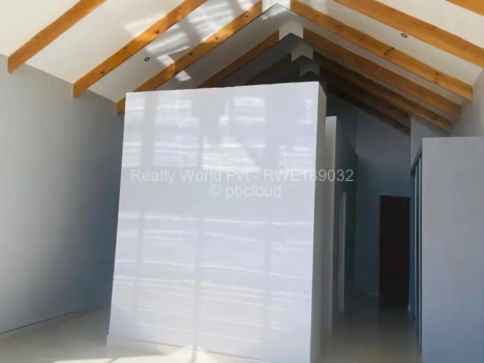 5 Bedroom House for Sale in Mount Pleasant Heights, Harare