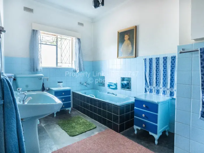 3 Bedroom House for Sale in Bluff Hill, Harare