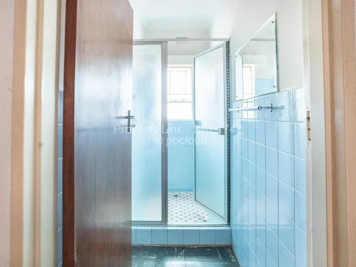 3 Bedroom House for Sale in Bluff Hill, Harare