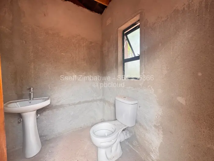 5 Bedroom House for Sale in Shawasha Hills, Harare