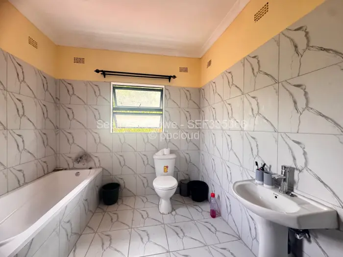 5 Bedroom House for Sale in Shawasha Hills, Harare