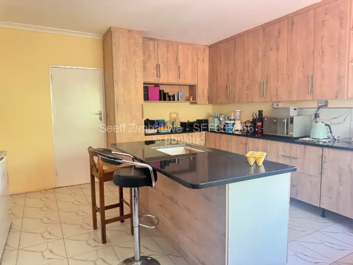 5 Bedroom House for Sale in Shawasha Hills, Harare