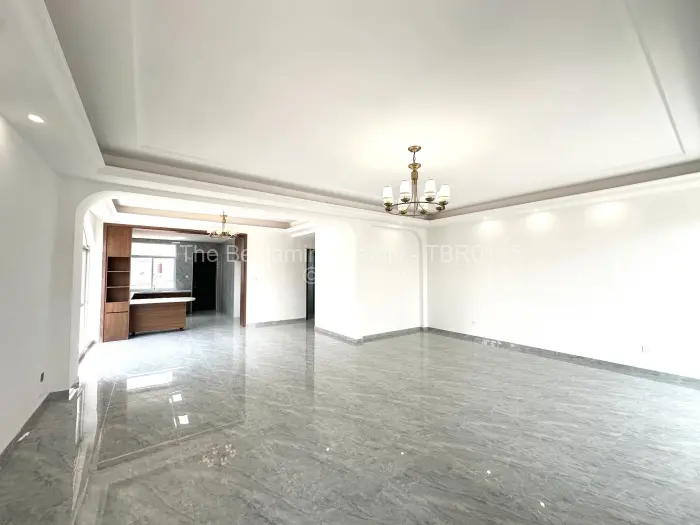 Townhouse/Cluster for Sale in Strathaven, Harare