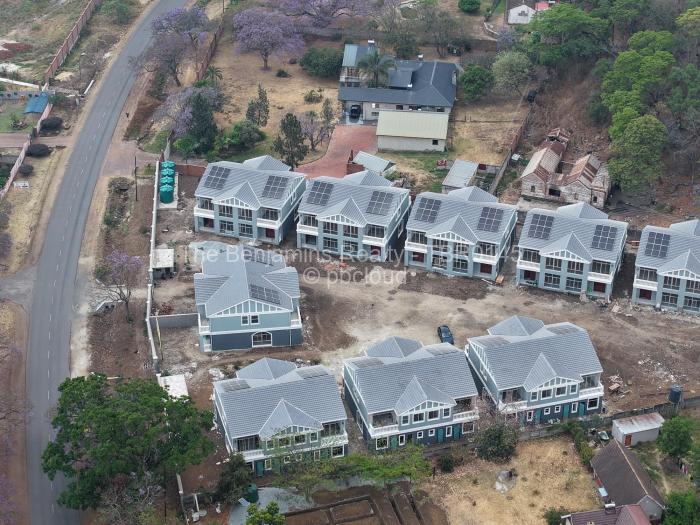 Townhouse/Cluster for Sale in Strathaven, Harare