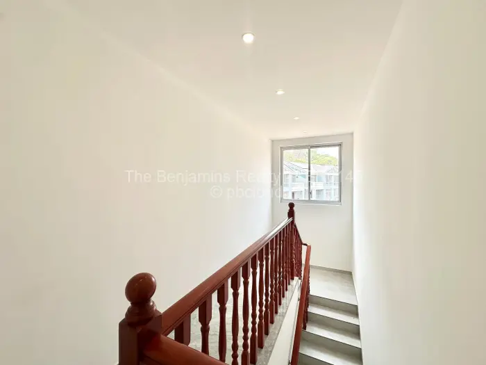 Townhouse/Cluster for Sale in Strathaven, Harare