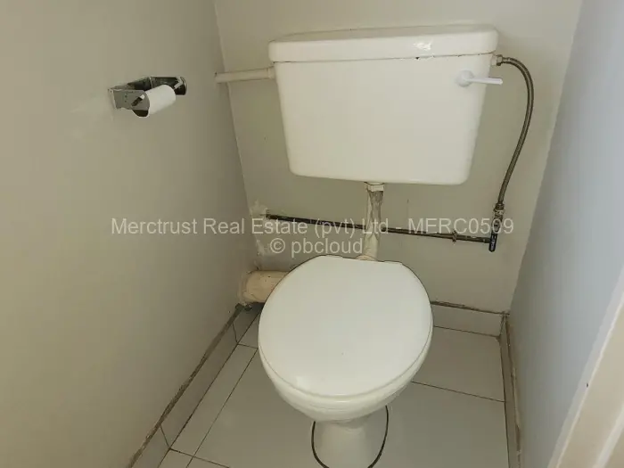 2 Bedroom Cottage/Garden Flat for Sale in Northwood, Harare