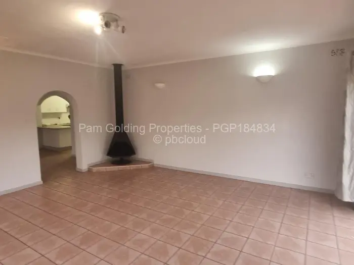 Townhouse/Cluster to Rent in Greendale North, Harare