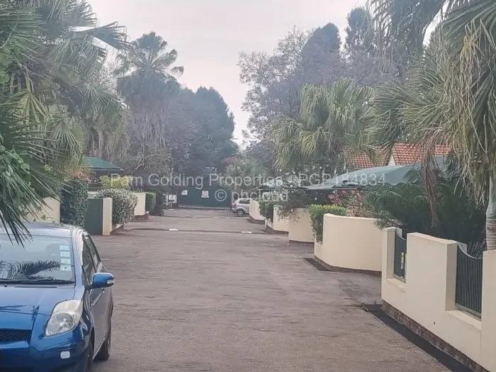 Townhouse/Cluster to Rent in Greendale North, Harare