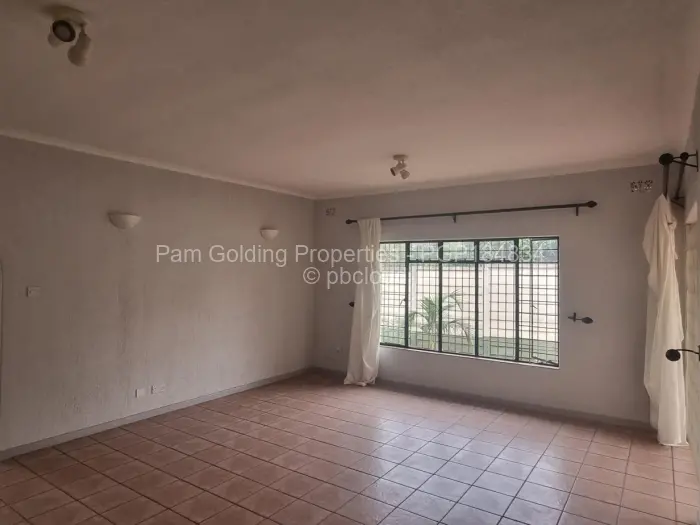 Townhouse/Cluster to Rent in Greendale North, Harare
