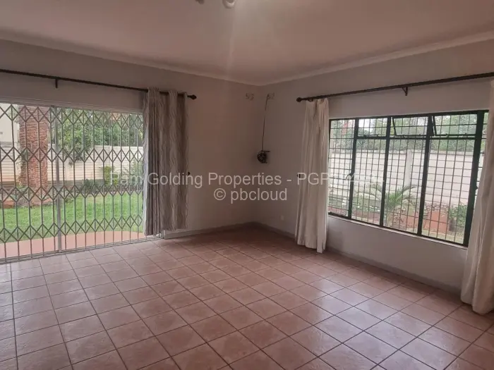 Townhouse/Cluster to Rent in Greendale North, Harare