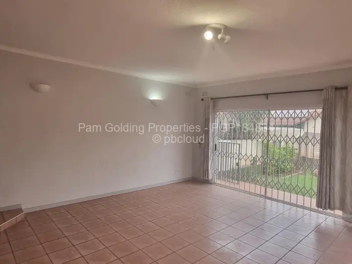 Townhouse/Cluster to Rent in Greendale North, Harare