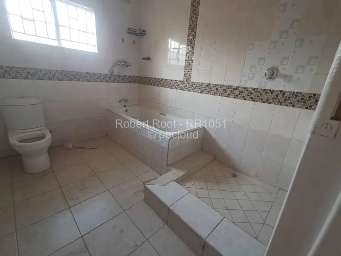 4 Bedroom House to Rent in Marlborough, Harare