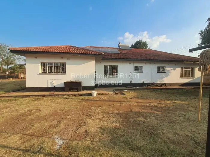 4 Bedroom House to Rent in Marlborough, Harare
