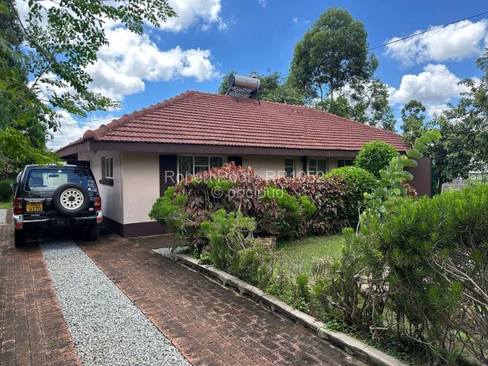 3 Bedroom House for Sale in Mabelreign, Harare